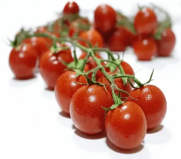 Tomate Cherry - Exported Globally by Tranding Global Produce Rofim